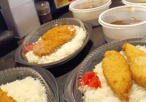 北九州・小倉の絶品おすすめカレー専門店ならカレーしか勝たん 北方店のテイクアウト